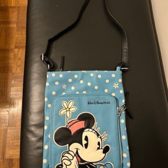 Disney Minnie Mouse Cross Body Bag - NWOT - Picture 1 of 5